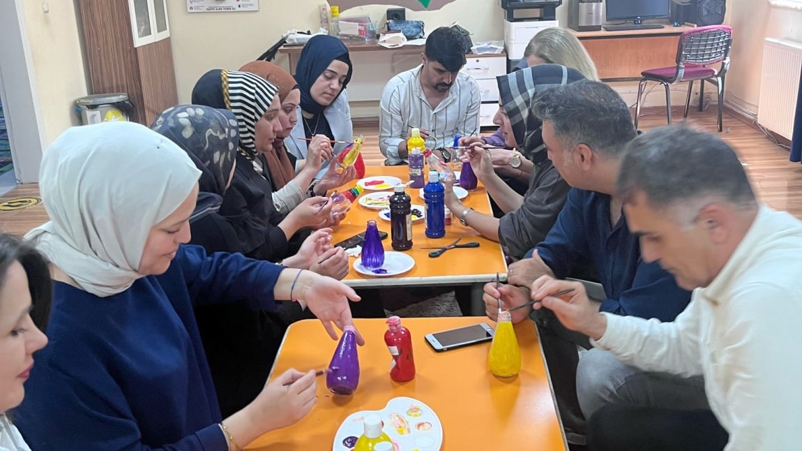 Öğretmenlerimizle Sanat Atölyemiz